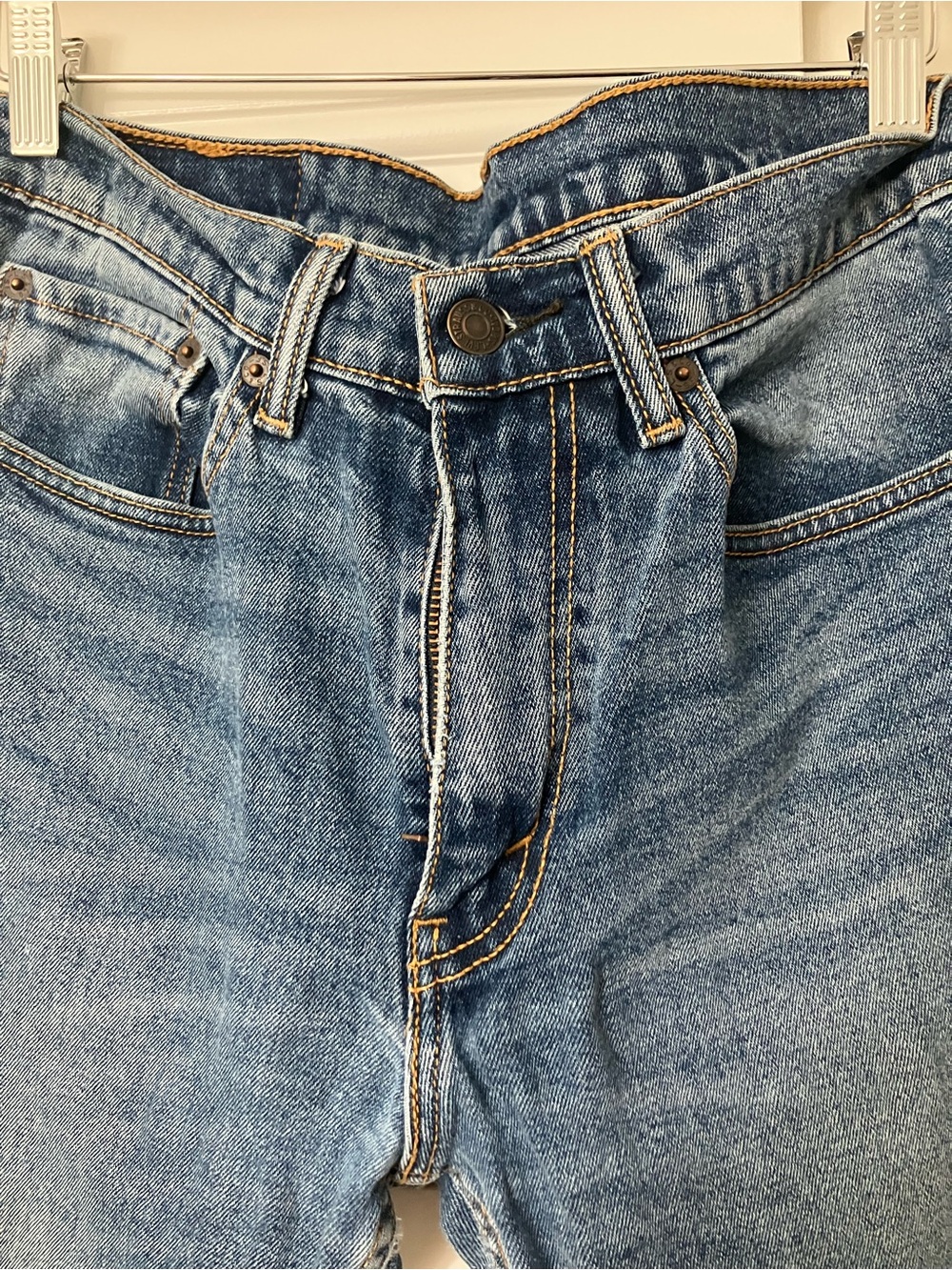 Levi's Light Blue Relaxed Fit Men's Jeans